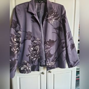 Smart Gray Print Jacket by Linda Allard.